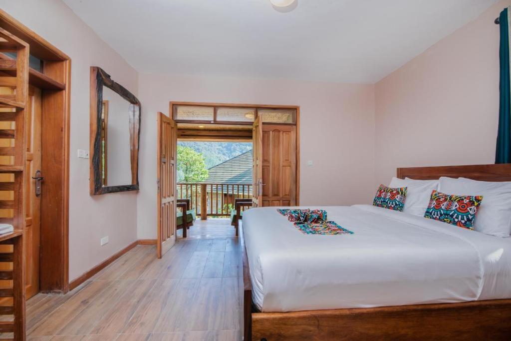 Gorilla Leisure Lodge Kisoro Buitenkant foto